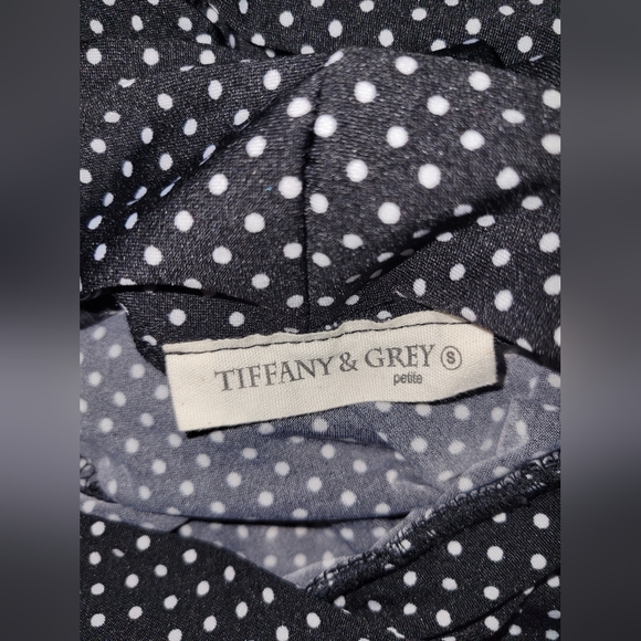 Tiffany & Grey Women Blouse, Sleeveless, Polka Dots, Size S - Picture 11 of 16